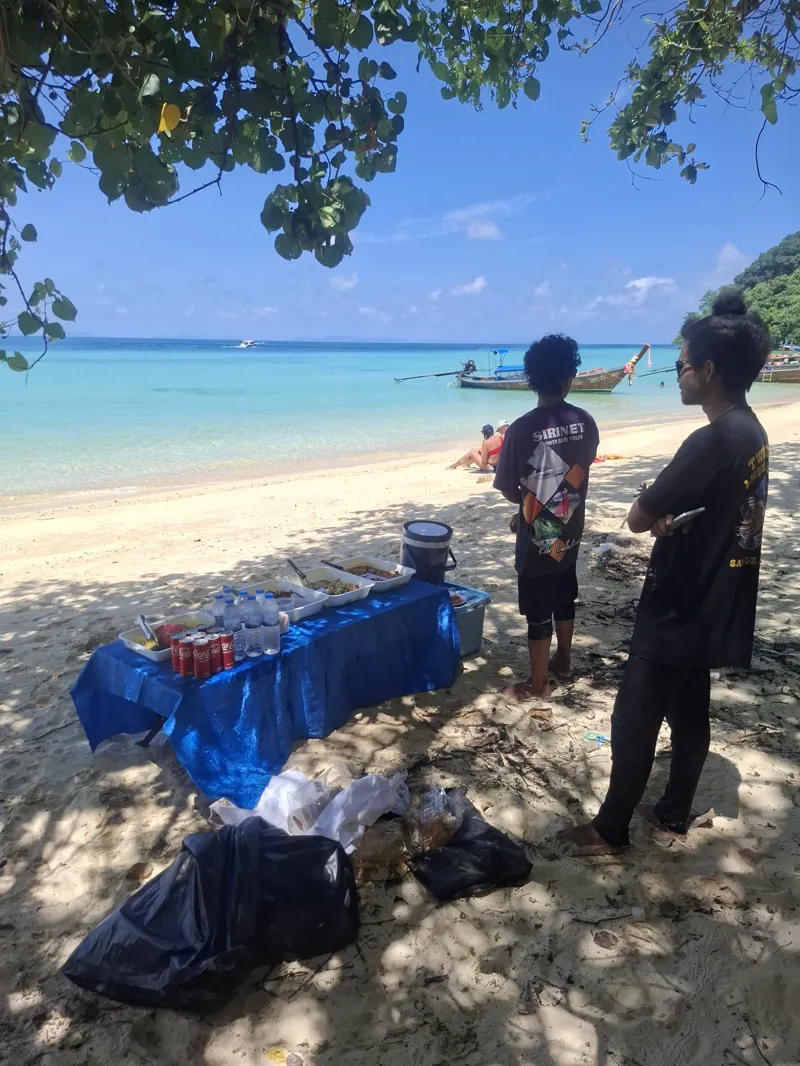 Phi Phi speedboat trip from Koh Lanta (7 of 10)