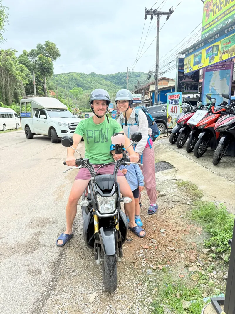 Scooter rental on Koh Lanta with Monkey Tours Lanta (7 of 10)