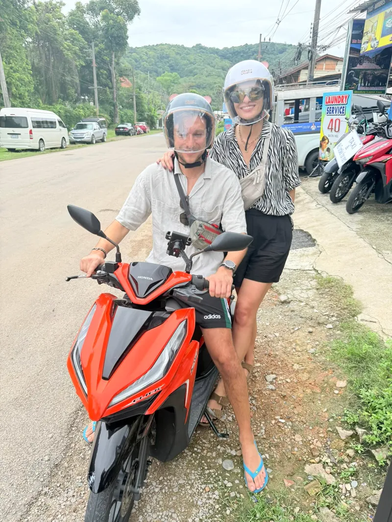 Scooter rental on Koh Lanta with Monkey Tours Lanta (8 of 10)