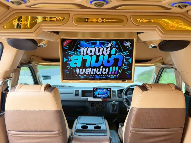 Monkey Tours Lanta private transfer vehicle on Koh Lanta (12 of 12)